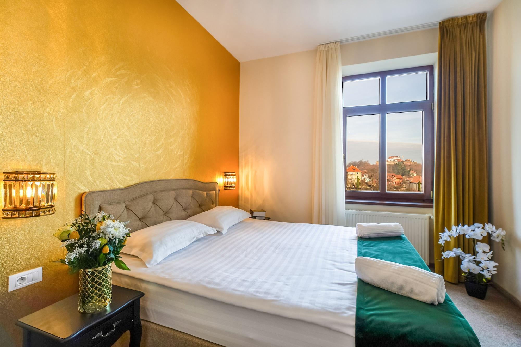 Casa Moritz Hotel Brasov Bagian luar foto