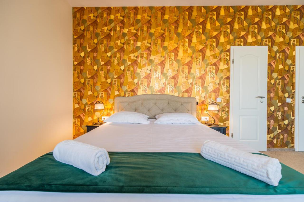 Casa Moritz Hotel Brasov Bagian luar foto